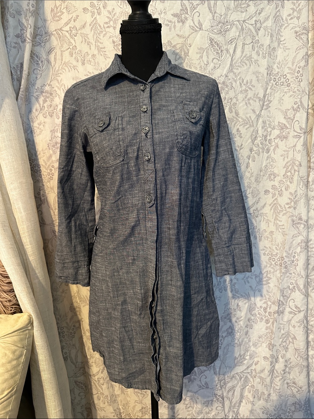 Anthropologie Fei Women's Long Sleeve Button-Front Chambray Tunic - Blue